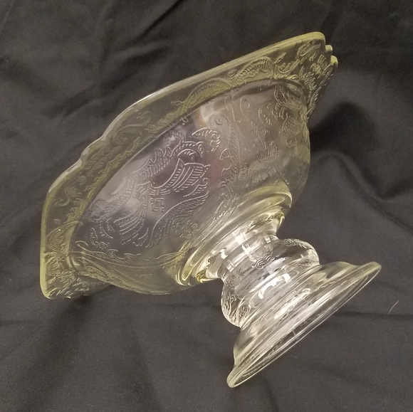 Federal Glass Madrid Pattern Clear Glass Pedestal Bowl - Picture 1 of 6